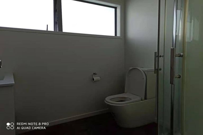 Photo of property in 9 Lisa Rise, Half Moon Bay, Auckland, 2012