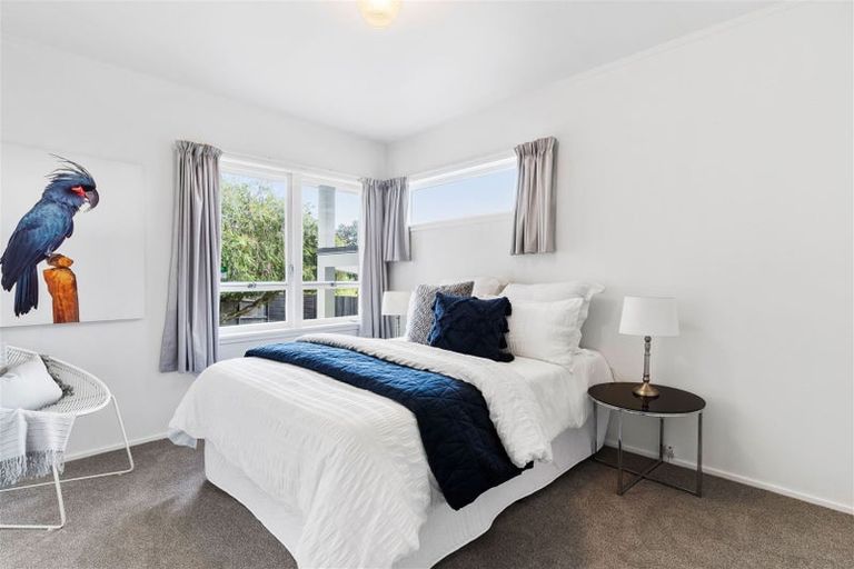 Photo of property in 26a Exmouth Road, Northcote, Auckland, 0627