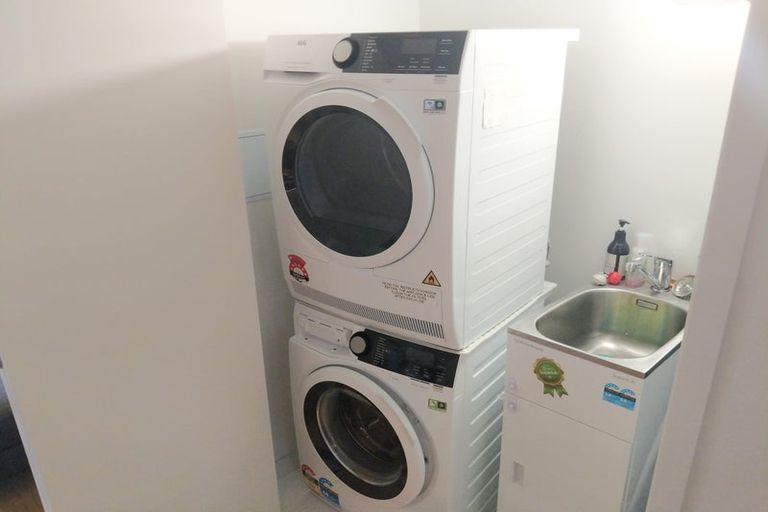 Photo of property in 26 Jean Caldwell Way, Island Bay, Wellington, 6023