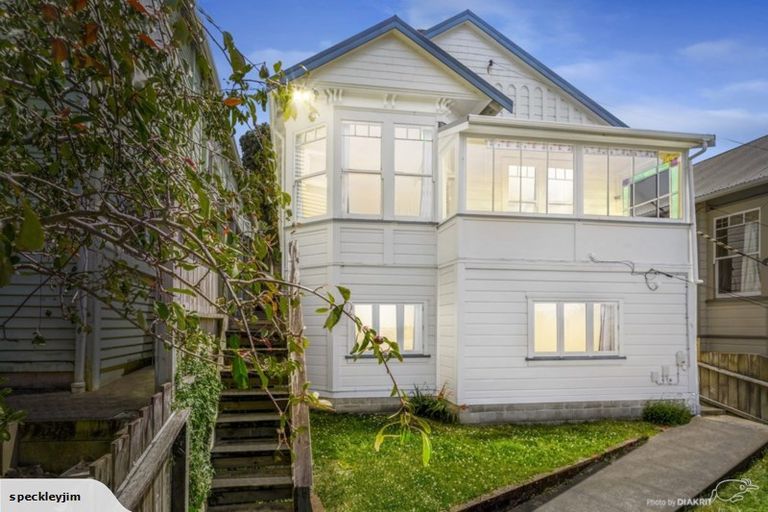 Photo of property in 6 Konini Road, Hataitai, Wellington, 6021