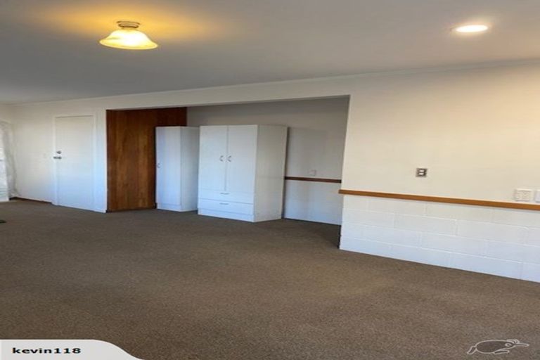 Photo of property in 2/160 Mokoia Road, Chatswood, Auckland, 0626