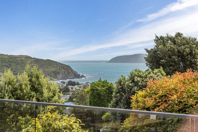 Photo of property in 13 De Castro Place, Titahi Bay, Porirua, 5022