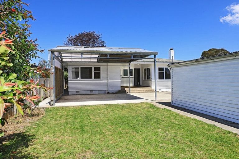 Photo of property in 38 Hillary Crescent, Maraenui, Napier, 4110