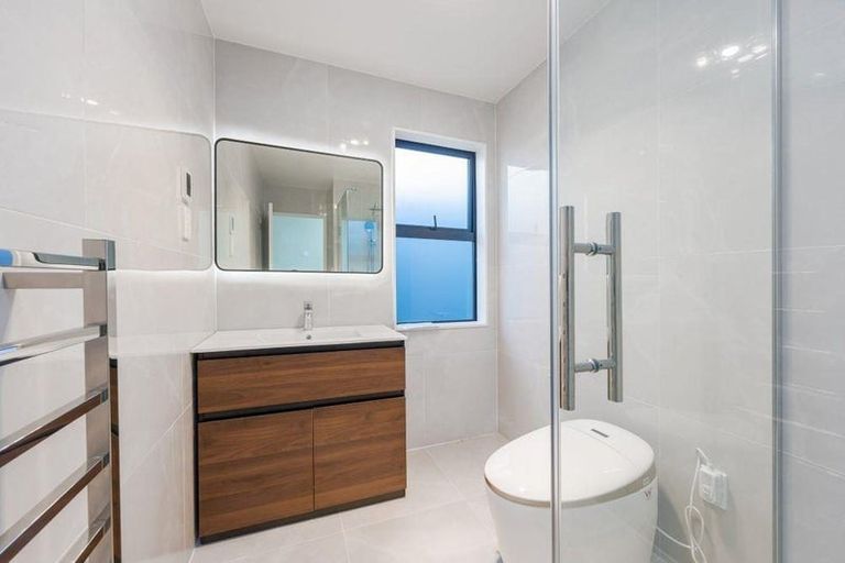 Photo of property in 25 John Gray Street, Papakura, 2110