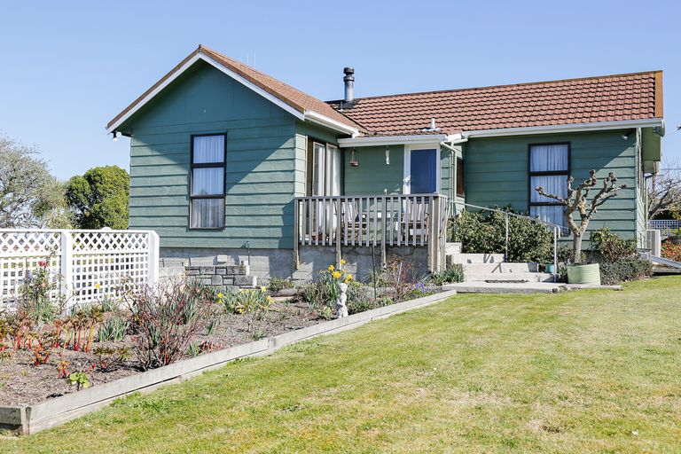 Photo of property in 25 Jessop Street, South Hill, Oamaru, 9400
