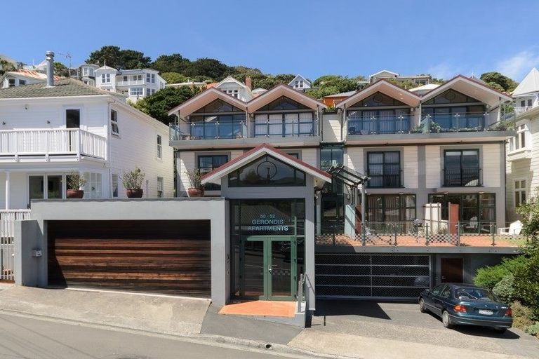 Photo of property in 50a Hawker Street, Mount Victoria, Wellington, 6011