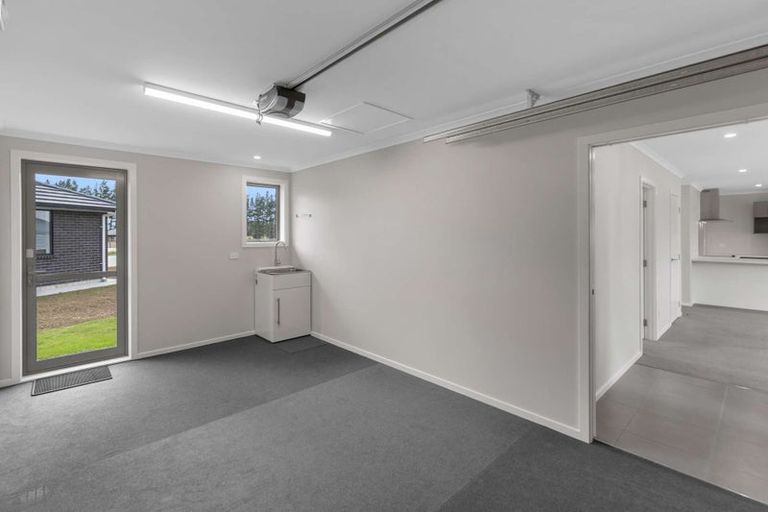 Photo of property in 35 Oldfield Lane, Marton, 4710