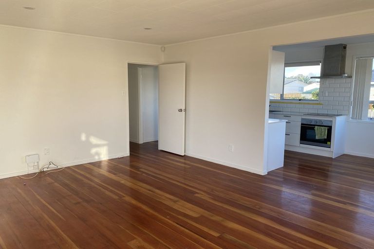 Photo of property in 18 Orly Avenue, Mangere, Auckland, 2022