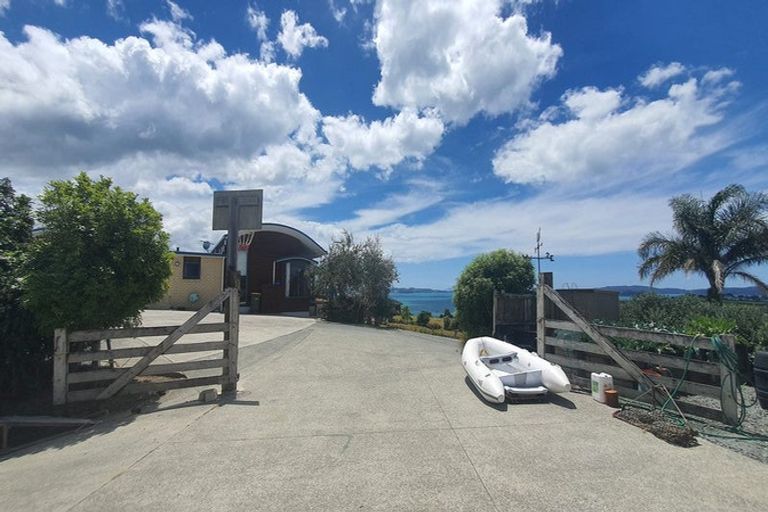 Photo of property in 635 Mahurangi East Road, Algies Bay, Warkworth, 0920