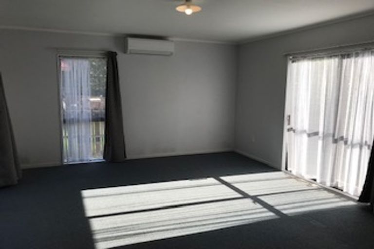 Photo of property in 40 Childers Road, Ranui, Auckland, 0612