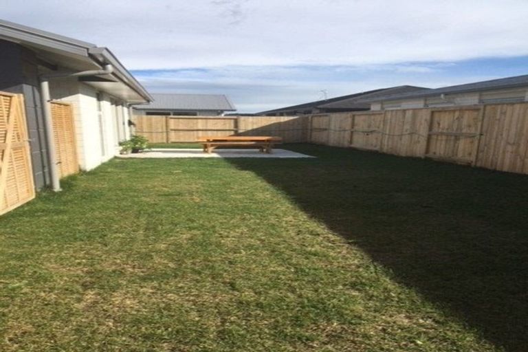 Photo of property in 66 Penetaka Heights, Pyes Pa, Tauranga, 3112