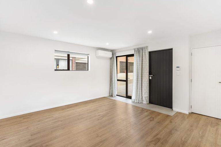 Photo of property in 39a Cutler Street, New Lynn, Auckland, 0600