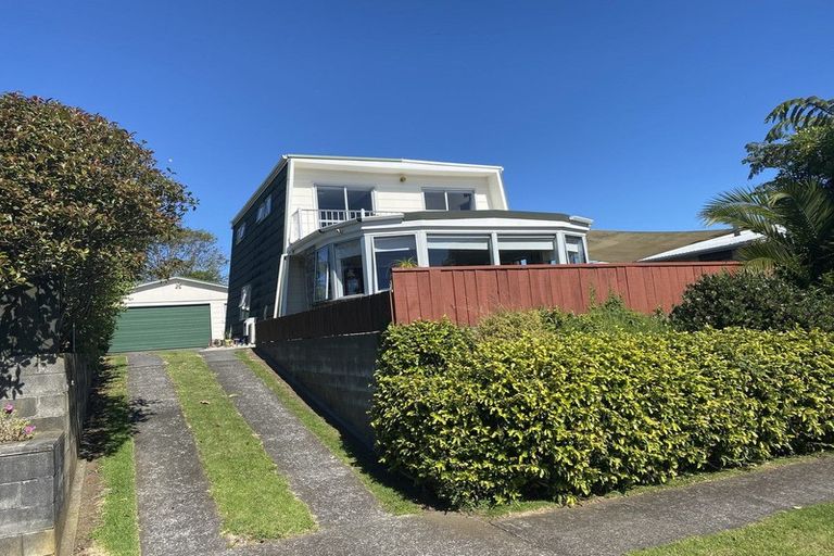 Photo of property in 38 Gold Street, Waitara, 4320