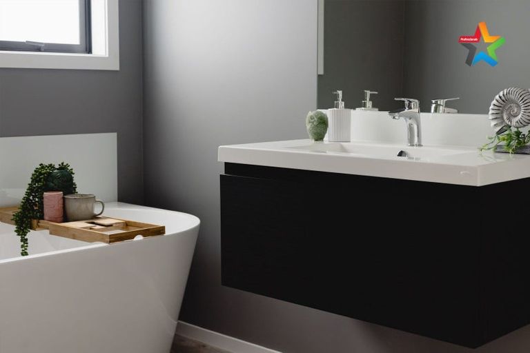 Photo of property in 17 Rotoiti Place, Paraparaumu, 5032