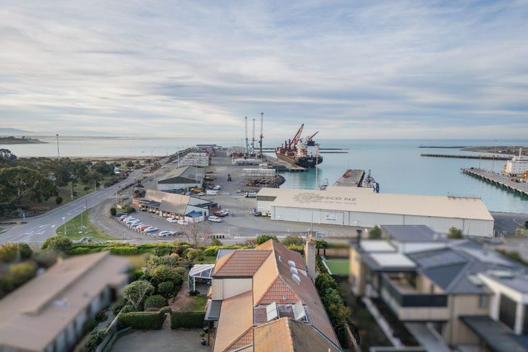 Photo of property in 17 The Terrace, Timaru, 7910