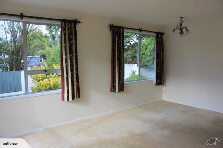 Photo of property in 1/34 Matipo Road, Mairangi Bay, Auckland, 0630