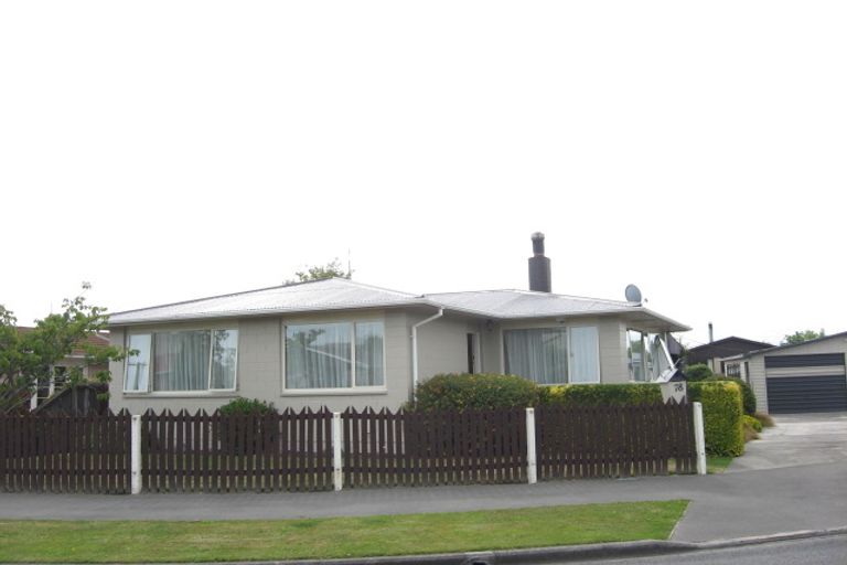 Photo of property in 78 Frensham Crescent, Woolston, Christchurch, 8062
