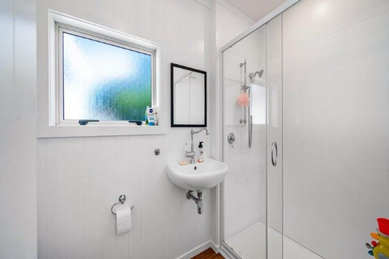 Photo of property in 19 South Crescent, Amberley, 7481