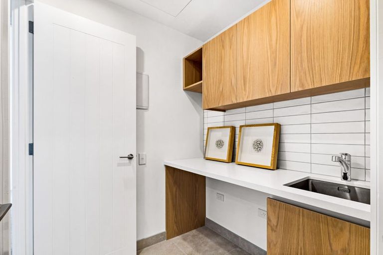 Photo of property in 129 Hibiscus Drive, Orewa, 0931