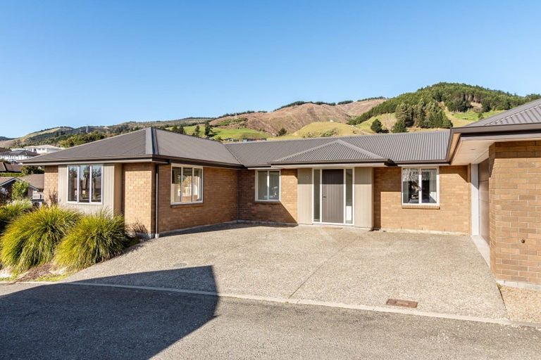 Photo of property in 81 Washbourn Drive, Richmond, 7020