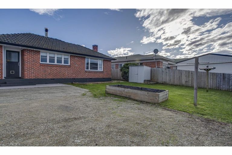 Photo of property in 143 Selwyn Street, Waimataitai, Timaru, 7910