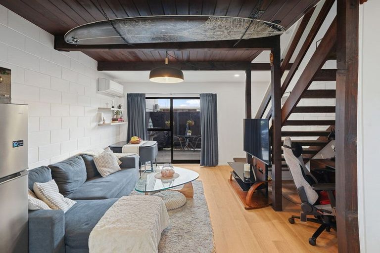 Photo of property in 6/9 Sherborne Street, St Albans, Christchurch, 8014