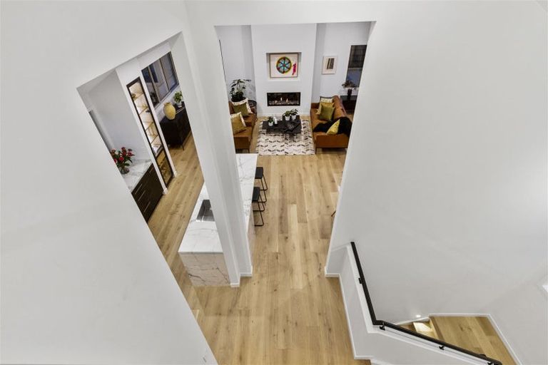 Photo of property in 2/43 Princes Street, Northcote Point, Auckland, 0627