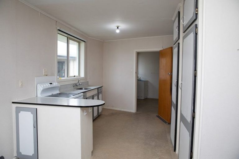 Photo of property in 111 Robertson Street, Gore, 9710