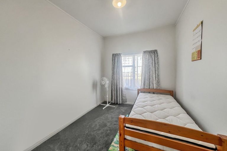 Photo of property in 124 Randwick Road, Moera, Lower Hutt, 5010