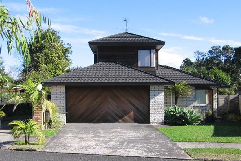 Photo of property in 1/51 Millen Avenue, Pakuranga, Auckland, 2010