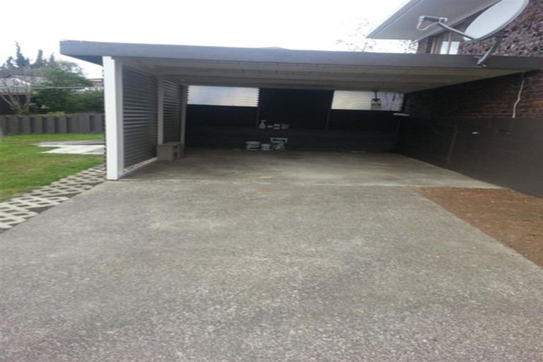 Photo of property in 2/13 Chevis Place, Pakuranga, Auckland, 2010