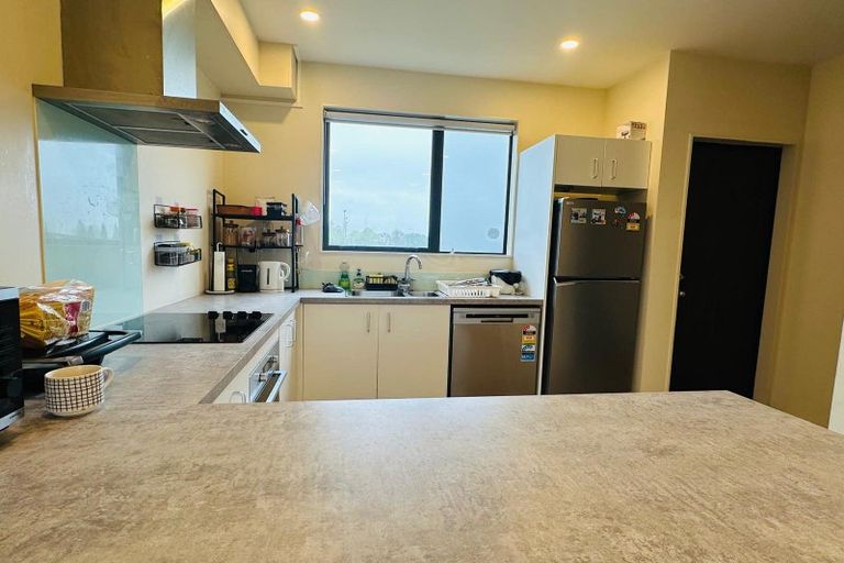 Photo of property in 103 Te Aparangi Road, Papakura, 2110