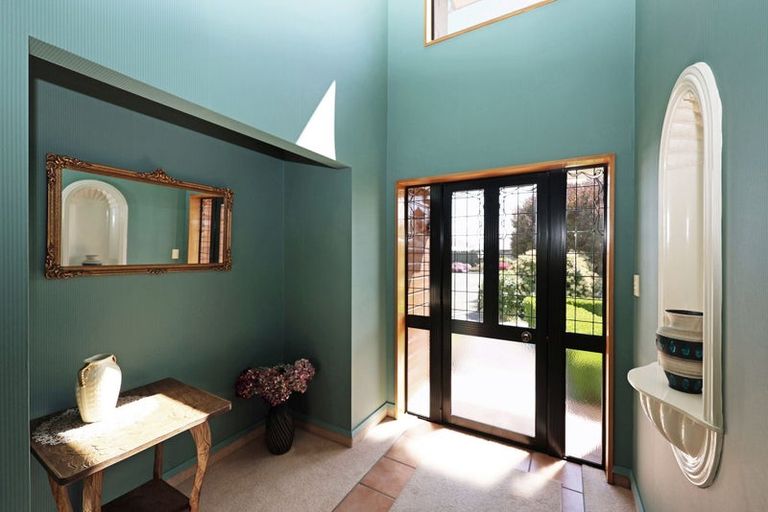 Photo of property in 8 Dove Place, Holmes Hill, Oamaru, 9401