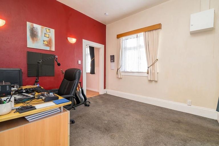 Photo of property in 18 Thorn Street, Caversham, Dunedin, 9012