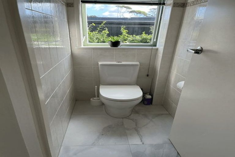 Photo of property in 83 Fisher Parade, Sunnyhills, Auckland, 2010