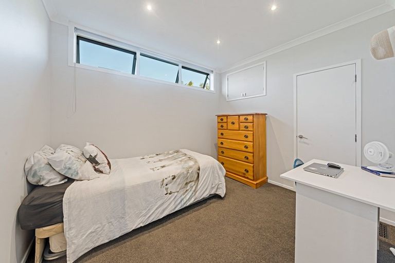 Photo of property in 64 O'halloran Road, Howick, Auckland, 2014