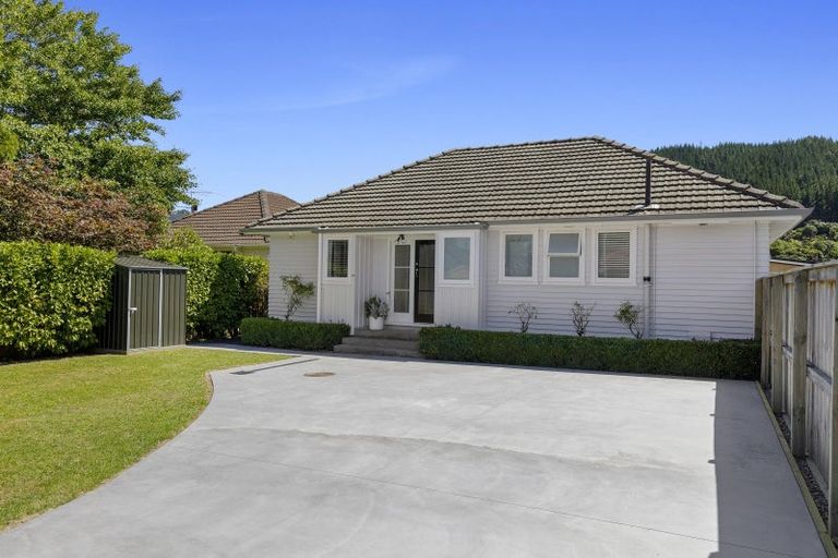 Photo of property in 24 Mcleod Street, Elderslea, Upper Hutt, 5018