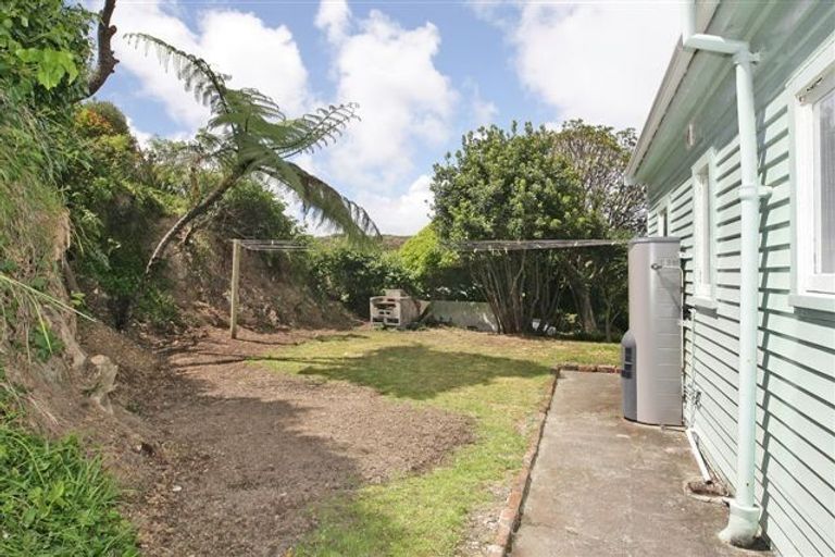 Photo of property in 23 Mccoll Street, Vogeltown, Wellington, 6021