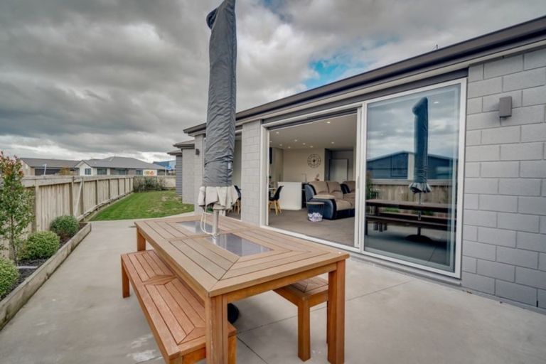 Photo of property in 2 Teachers Court, Papamoa Beach, Papamoa, 3118
