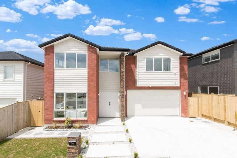 Photo of property in 14 Lisnoble Road, Flat Bush, Auckland, 2019