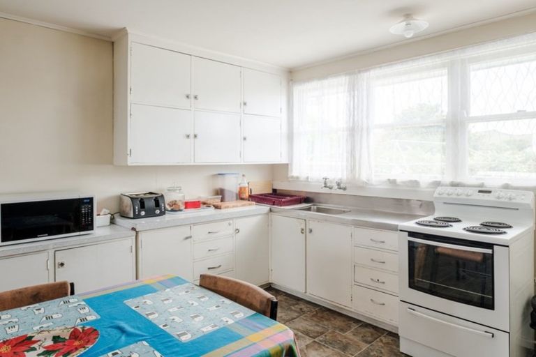 Photo of property in 12 Huxley Road, Outer Kaiti, Gisborne, 4010