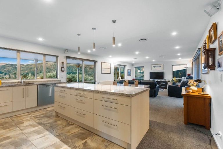 Photo of property in 8 Attfield Close, Clyde, 9330