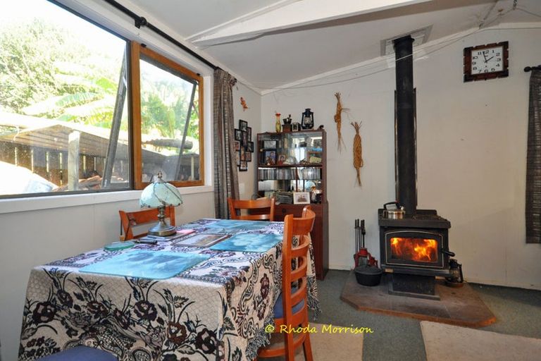 Photo of property in 11 Moana Road, Tinopai, Matakohe, 0593