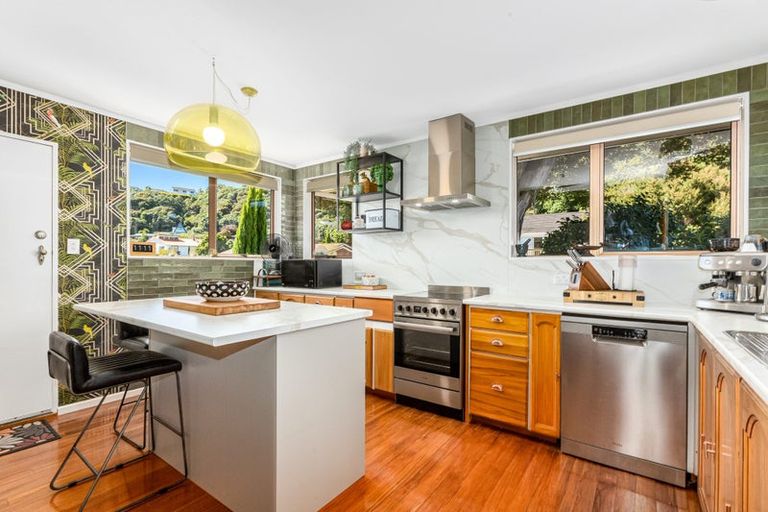 Photo of property in 37 Bosun Terrace, Whitby, Porirua, 5024