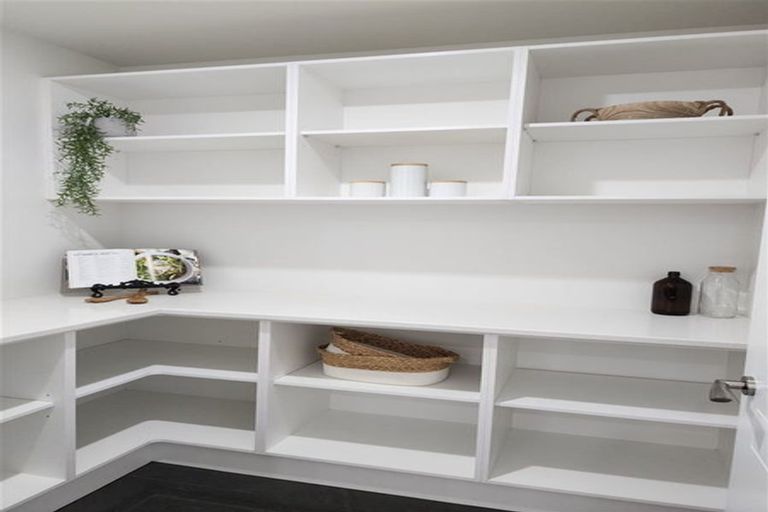 Photo of property in 9 Banded Place, Rolleston, 7615