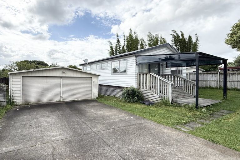 Photo of property in 16 Normandy Place, Henderson, Auckland, 0610