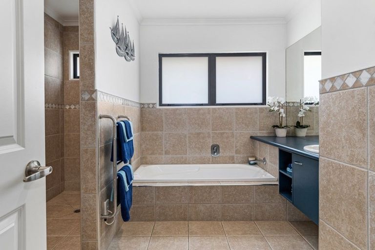 Photo of property in 34 Te Karaka Drive, Te Puna, Tauranga, 3174