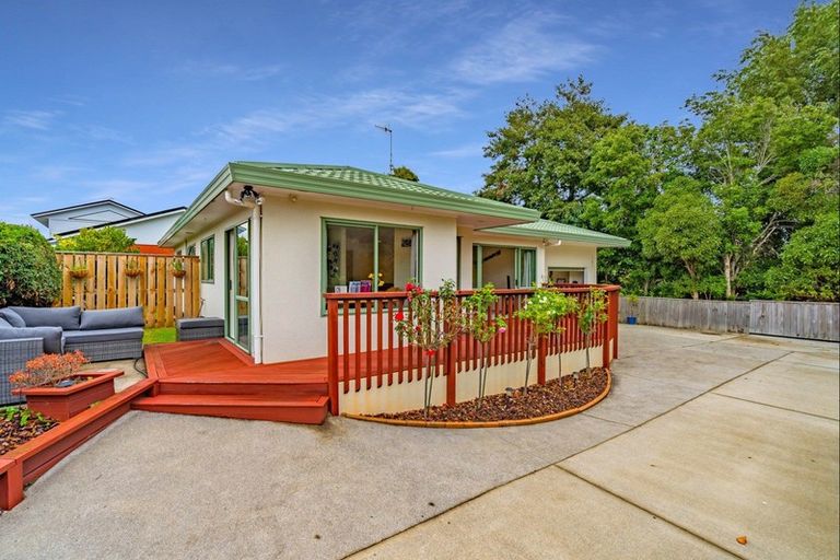 Photo of property in 74b Mazengarb Road, Paraparaumu Beach, Paraparaumu, 5032