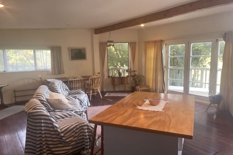 Photo of property in 38 Bay Road, Purakaunui, Port Chalmers, 9081