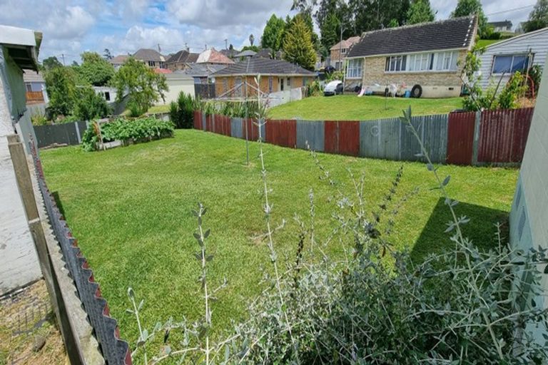 Photo of property in 10 Herewini Street, Meremere, Mercer, 2474